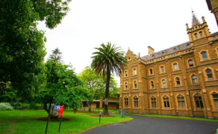 大学生澳大利亚留学，强烈推荐你了解的墨尔本八大专业